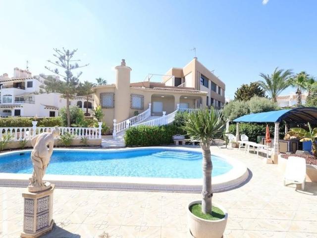 Casa en Alquiler en Orihuela