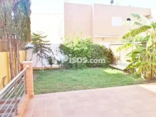 Casa en alquiler en Avenida de la Nueva Almería, cerca de Avenida Nueva Alcazaba