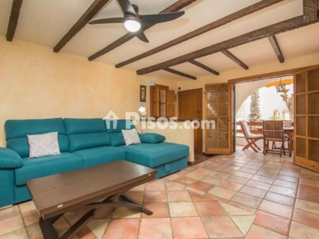 Casa en alquiler en Avenida Santiago Bernabeu, 44