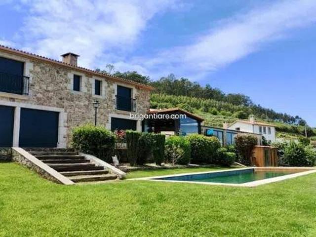 Casa en Alquiler en A Laracha