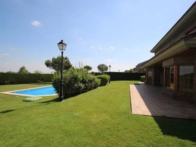 Casa en Alquiler en Alcobendas