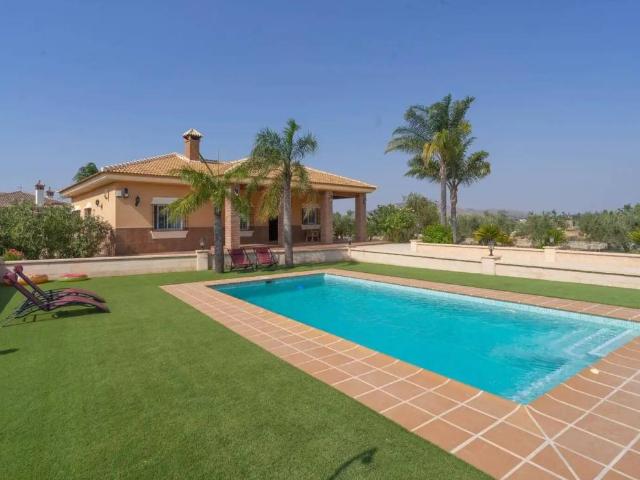 Casa en Alquiler en Alhaurín El Grande