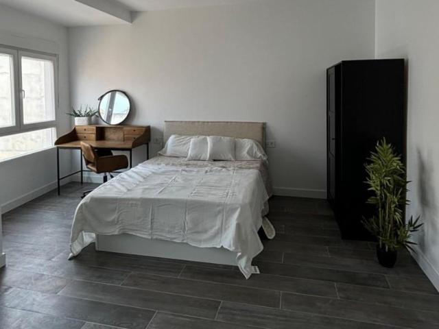 Casa en alquiler en Alicante, Carolinas bajas