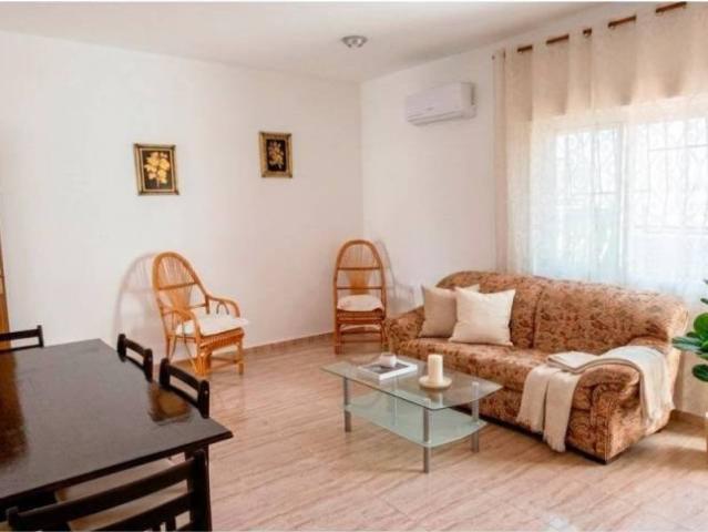 Casa en Alquiler en Almería