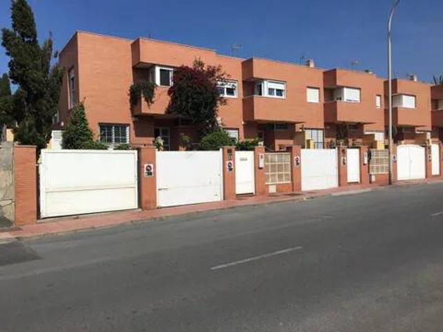 Casa en Alquiler en Almería