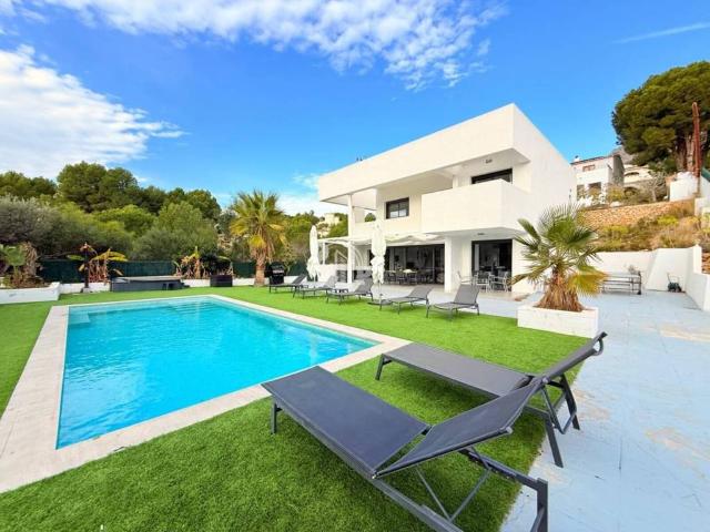 Casa en Alquiler en Altea