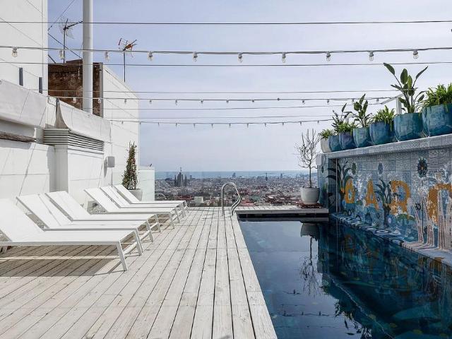 Casa en alquiler en Barcelona, de 500 m² 7 habitaciones por 17.000 €