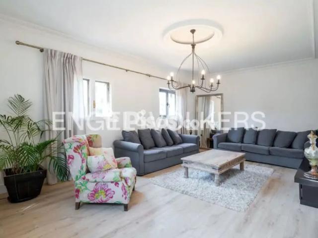 Casa en alquiler en Barrio de Aginaga