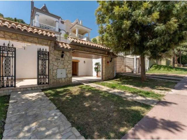 Casa en Alquiler en Benalmádena