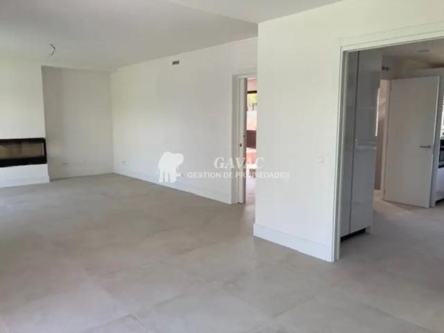 Casa en alquiler en Calle de Gloria Fuertes
