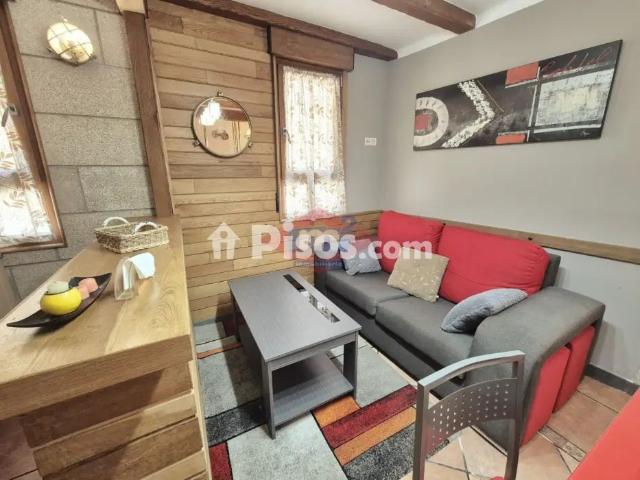 Casa en alquiler en Calle de San Lorenzo