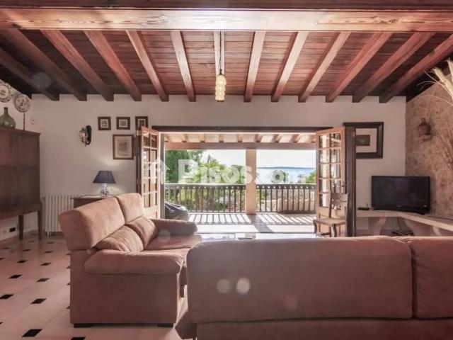Casa en alquiler en Calle Sa Caleta 4