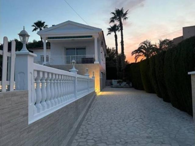 Casa en Alquiler en Calp