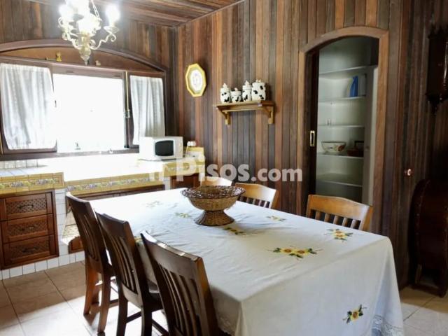 Casa en alquiler en Camino Arenales, 30