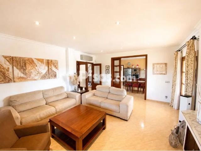Casa en alquiler en Carrer de Maria