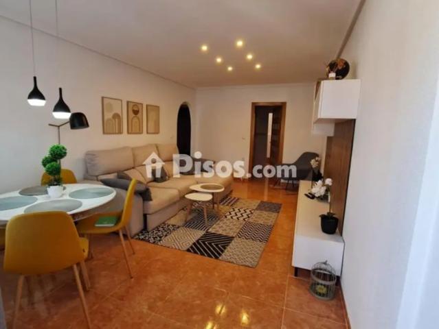 Casa en alquiler en Carrer Segovia
