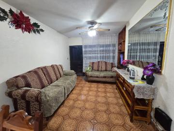 Casa en alquiler en Chapultepec, Cuernavaca: Comodidad y proximidad a Plaza La Luna