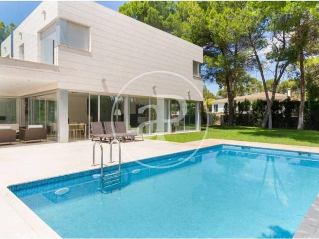 Casa en Alquiler en Chiva