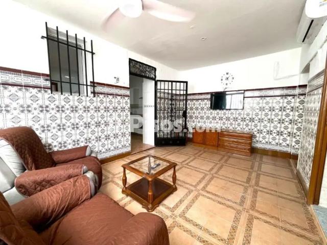 Casa en alquiler en Ciudad Jardín Zoco