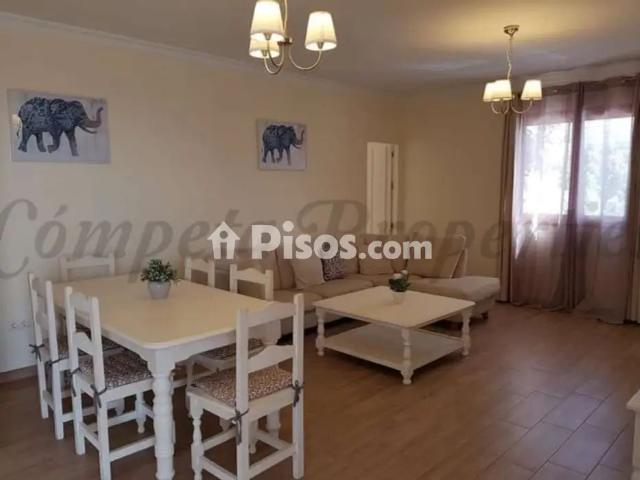Casa en alquiler en Cómpeta