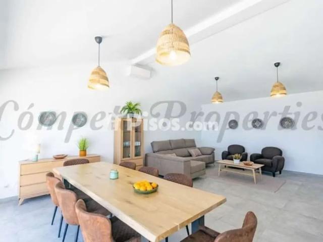 Casa en alquiler en Cómpeta