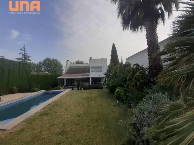Casa en Alquiler en Córdoba