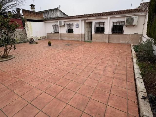 Casa en alquiler en Córdoba, Aeropuerto