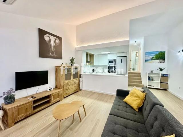 Casa en alquiler en Exclusivo Bungalow en Alquiler de Larga Temporada en El Faro en Gran Alacant