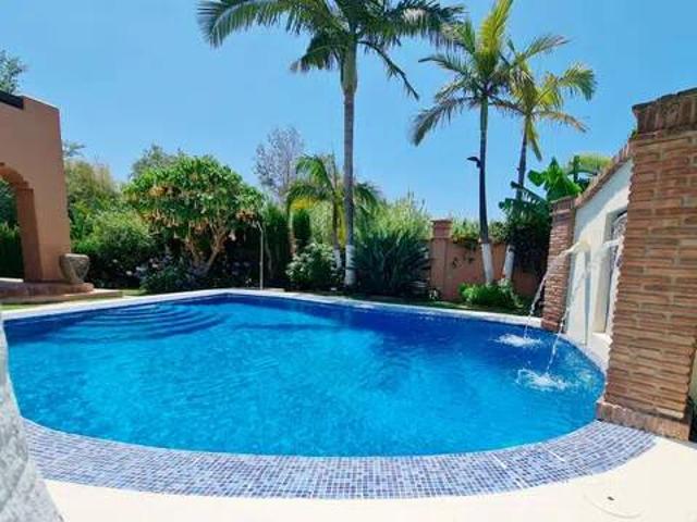 Casa en Alquiler en Estepona