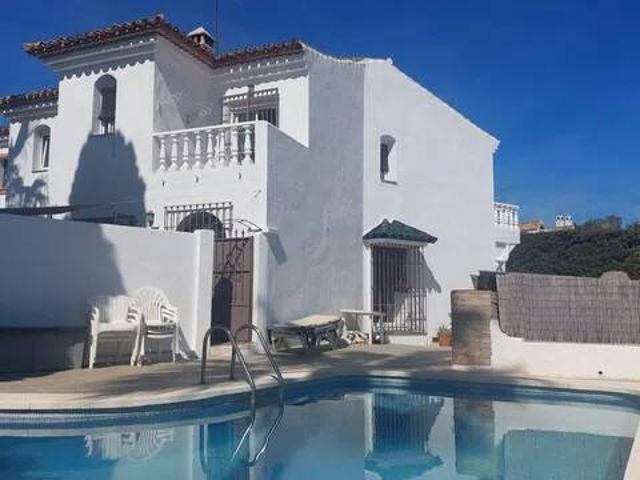 Casa en Alquiler en Estepona