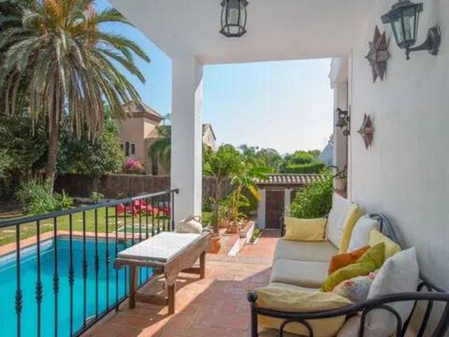 Casa en Alquiler en Estepona