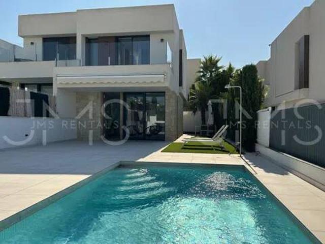 Casa en Alquiler en Finestrat