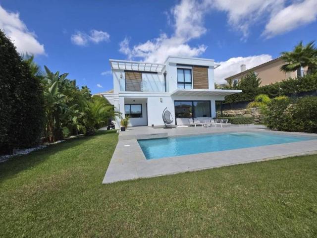 Casa en Alquiler en Finestrat