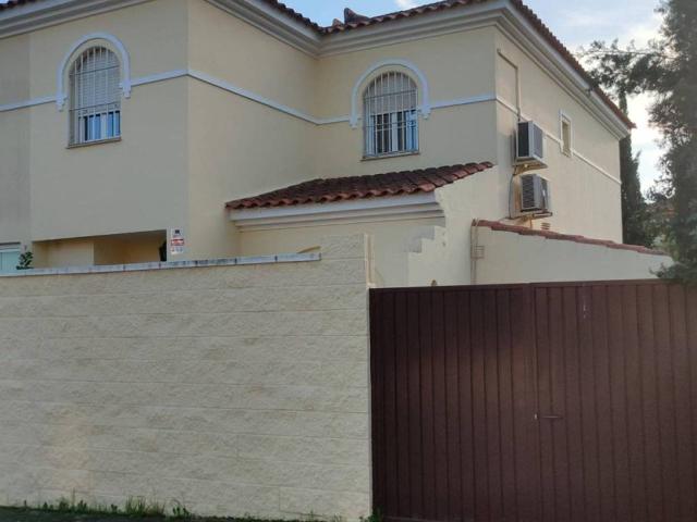 Casa en Alquiler en Gelves