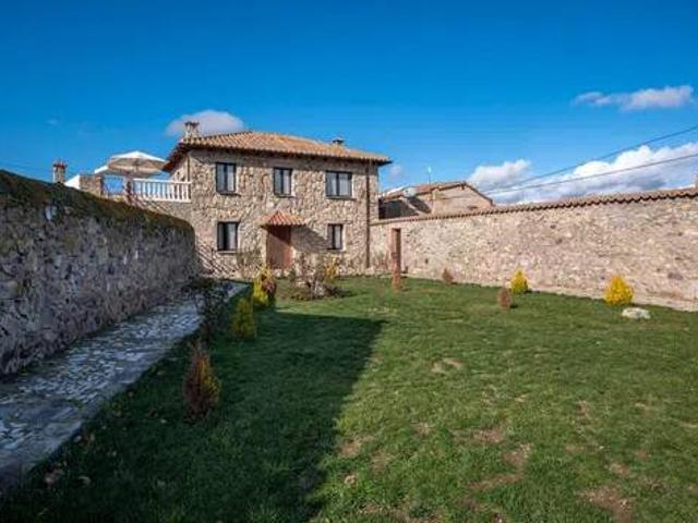 Casa en Alquiler en Gemuño
