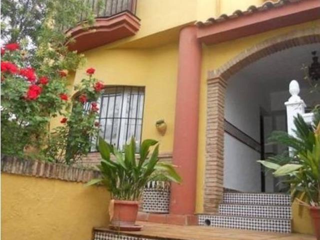 Casa en Alquiler en La Zubia