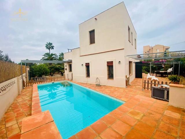Casa en Alquiler en L'Alfàs del Pi