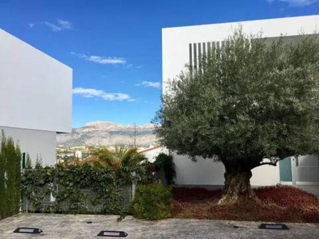 Casa en Alquiler en L'Alfàs del Pi