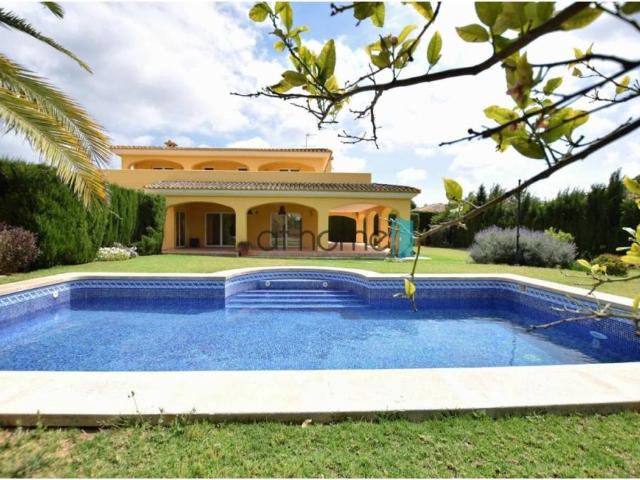 Casa en Alquiler en Puçol