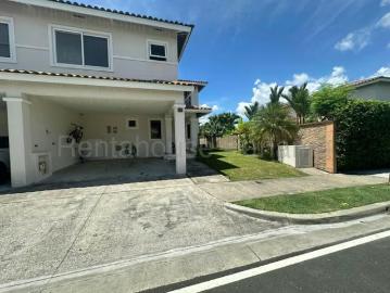 Casa En Alquiler En Panamá Pacífico BDP | 3 recámaras por 2100.00 en Panamá Pacifico