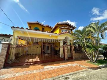 Casa en Venta en Parque Lefevre Chanis Panamá 275 m2. 5 hab