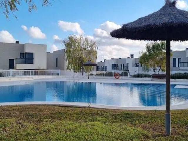 Casa en Alquiler en Paterna