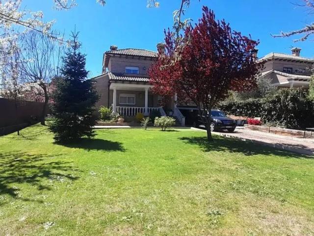 Casa en Alquiler en Pedrezuela