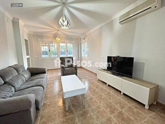 Casa en alquiler en Pizarra