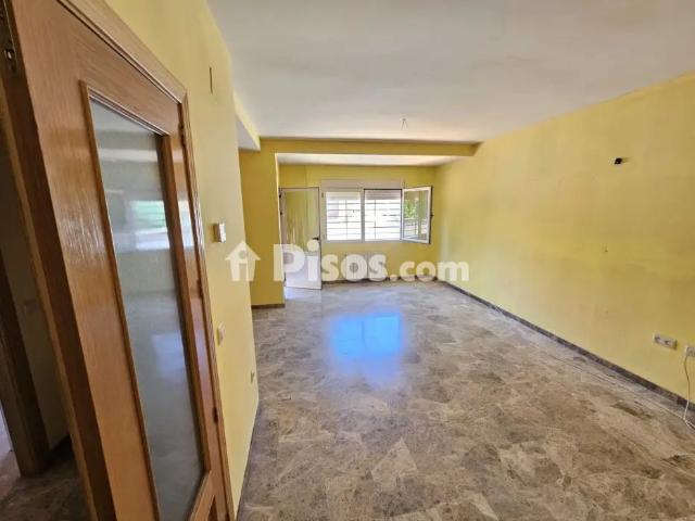 Casa en alquiler en Poblete
