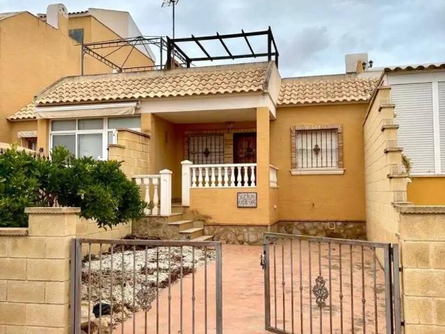 Casa en Alquiler en Rojales
