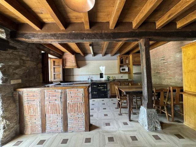 Casa en Alquiler en Miera