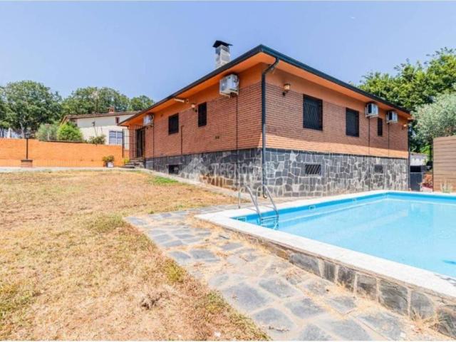 Casa en Alquiler en Sant Cugat del Vallès