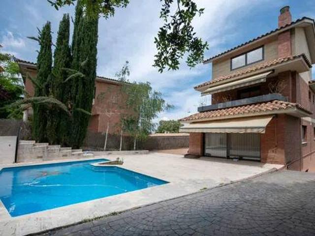 Casa en Alquiler en Sant Cugat del Vallès