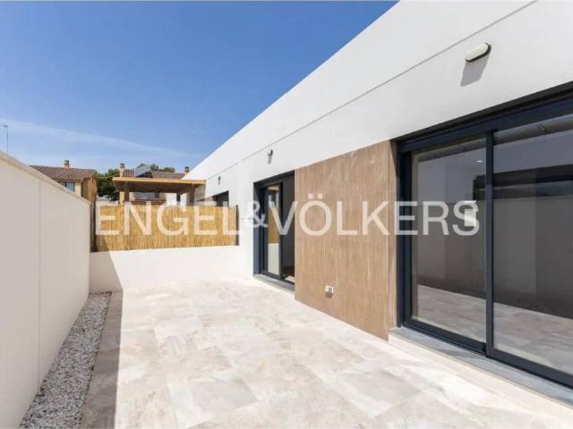 Casa en Alquiler en Serra
